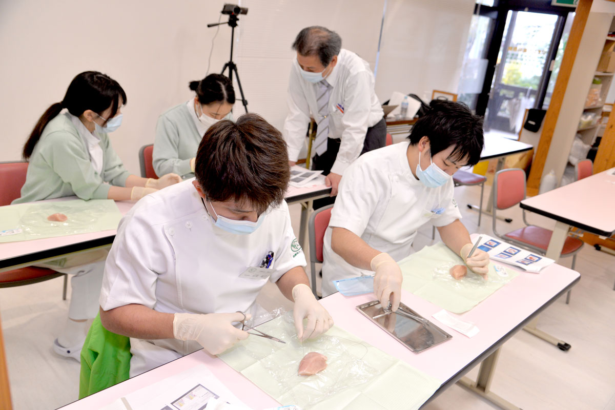 ２０２１年度　第７回歯科医師向け　基礎実習セミナーが開催されました。