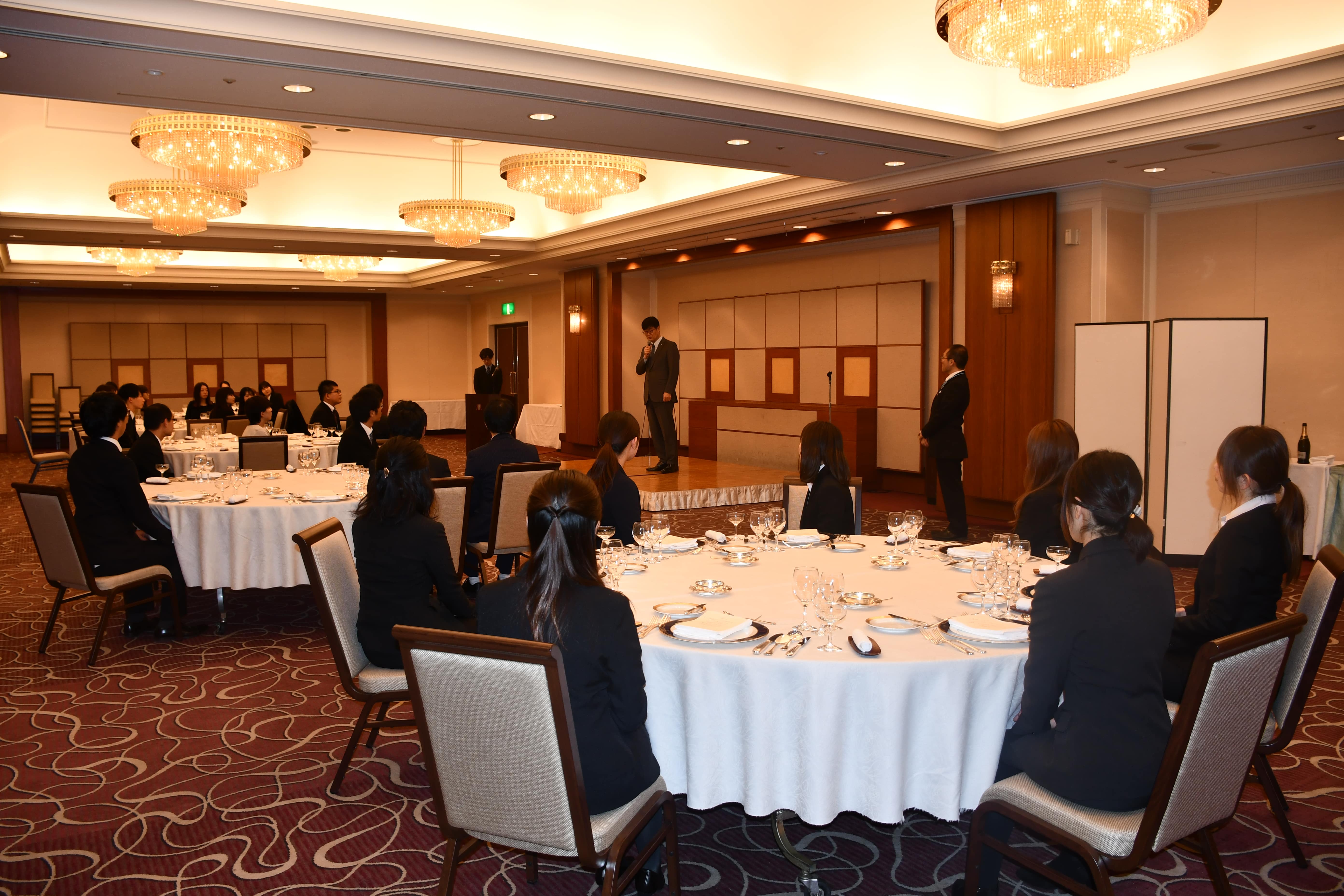 令和元年度　医療法人宝歯会　祇園スマイル歯科小児歯科医院・廿日市スマイル歯科小児歯科医院　合同忘年会